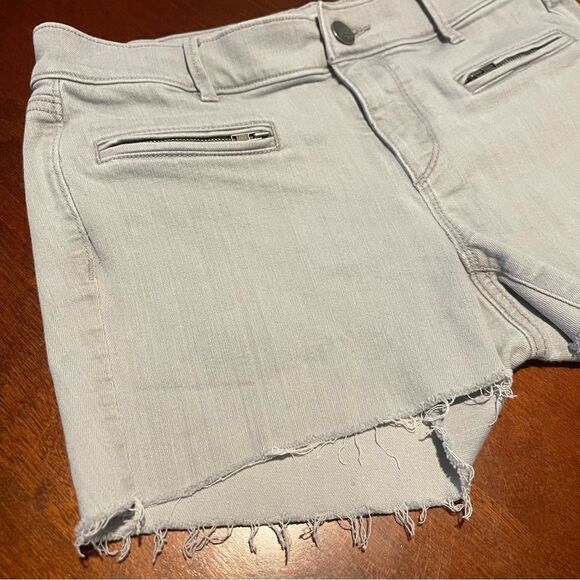 Loft Supper Skinny Shorts Size 6P/28 - Picture 4 of 7